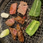 炭火焼肉やざわ - 