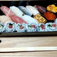 寿司割烹 魚紋 - ５０００円　握り