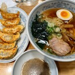 ぎょうざの満洲 - 満州ラーメンと餃子