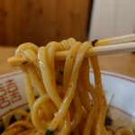 まよさわ - 麺は特注の極太麺