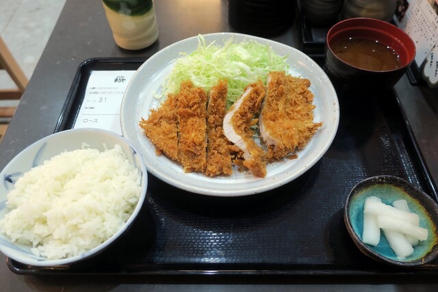 とんかつまるや 丸の内パレス店 大手町 とんかつ 食べログ とんかつまるや 丸の内パレス店 大手町 とんかつ 食べログ