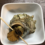 居喰処 光 - 2021/02/06
      熱燗 一合 500円
      サザエが500円ランチの副菜よ！