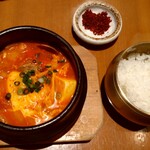 韓国料理 水刺齋 - スンドゥブチゲ＆ライス