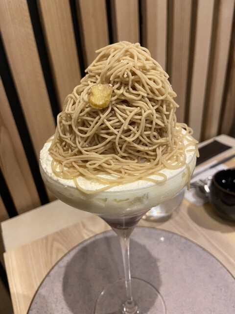 和栗モンブラン専門店 栗歩 三宮店 三宮 花時計前 ケーキ 食べログ