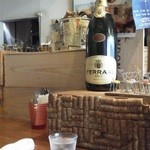SALA - 201208 SALA　カウンター上.jpg