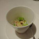 リストランテ カノフィーロ - 空豆とハマグリ、ペコリーノロマーノ