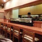 割烹 逆瀬川 川上 - カウンター席