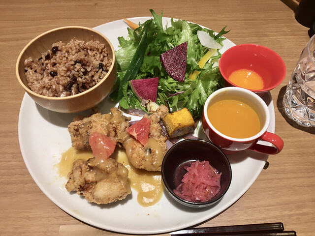 ファーマーズ キッチン アスナル金山店 Farmer S Kitchen 金山 カフェ ネット予約可 食べログ