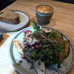 REVIVE KITCHEN THREE AOYAMA - 