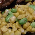 ガスト - ハンバーグステーキのコーン、枝豆