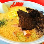 ラーメン山岡家 函館万代店 - とんこつ醤油中盛 少なめ濃いめ コロチャーと黒ばら海苔トッピング