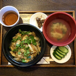 福佐家 - あさり丼1100円