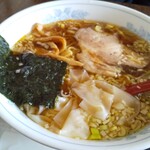 ビアック大盛軒 - ワンタン麺！ツルツルのワンタンが沢山！