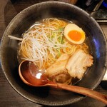 麺や　運 - 令和3年2月
運ラーメン 720円