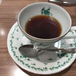 カフェ・ド・ペラゴロ - 珈琲、器に注ぎました