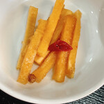 中国料理 峨嵋山 - 大根を切ってから漬け込んでいるそうです