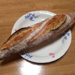 プティ - 天然酵母のフランスパン　230円税別  280gくらい　2020.9