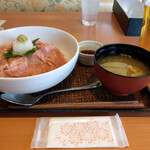 デニーズ - 黒毛和牛のローストビーフ丼～☆