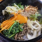 百濟 - 手作り惣菜の石焼ビビンバ