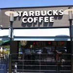 スターバックス・コーヒー 南条サービスエリア（上り線）店 - 明るく開放的な店頭
