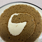 アトリエ ゆっこ - バタークリームが溶ける幸せ！
            しっかりコーヒー味の生地です！
            美味しいバターケーキだ！