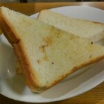 ベーカーバウンス - トースト