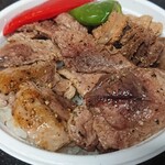 三浦の台所 哲 - 三崎鮪ホホ肉炙り丼