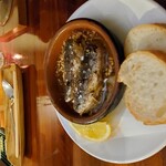 アイリッシュパブ　アモンティラード - 