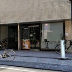 ビストロ キューブマン - なぜか自転車が散乱