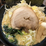 松壱家 新宿一丁目店 - 醤油豚骨ラーメン野菜