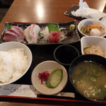 居酒屋しゃらんべ - お造り定食