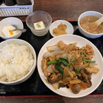 三福屋 - 2.鶏ムネ肉と椎茸のカキソース炒め（750円）税込【令和3年01月23日撮影】