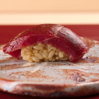 季節ごとに美味しい食材を、幅広い産地から厳選仕入れ