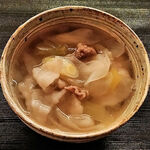 冨久屋 - 南砺産のクマとネギの鍋物