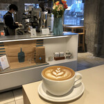 ブルーボトルコーヒー - 『Cafe latte ブレンド￥520』