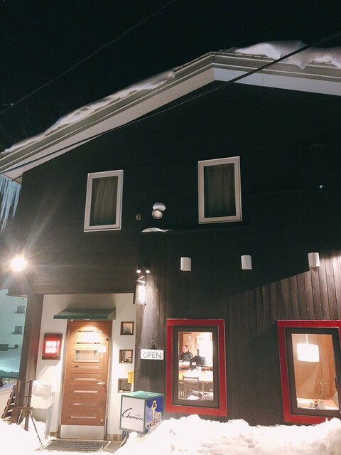 山形市の喫茶店 シャモニー &ndash; 静かな雰囲気で楽しむカフェタイム