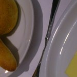 ソラシオ - 細長い方は天然酵母。どちらもびっくりする程美味しい！
                                