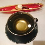 パッソ・ア・パッソ - お菓子とバニラハーブティー