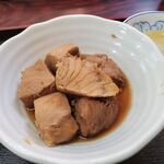 あおき食堂 - 【日替わり】メカジキ角煮と牛肉の肉じゃが定食