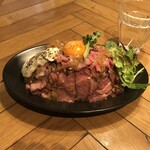 オオミヤバル - ローストビーフ丼。
            美味し。