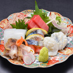 Assorted 4 pieces of sashimi