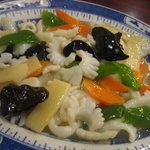 金国 - イカと野菜の塩味炒め