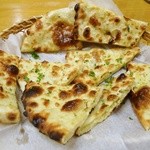 シンドール - ガーリックナン