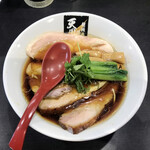 超純水採麺 天国屋 - 鶏醤油麺＋豚バラ焼豚