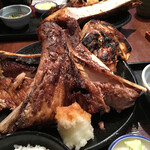 備長炭火焼 じげ - こちらは連れのマグロカマ定食