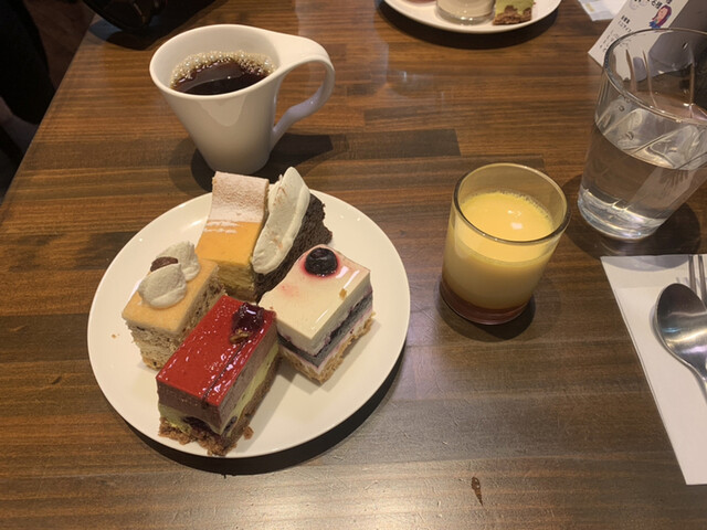 ルヴァン Le Vant 武蔵浦和 ビストロ ネット予約可 食べログ ルヴァン Le Vant 武蔵浦和 ビストロ ネット予約可 食べログ