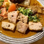 吉田カレー  - 角切りローストポーク