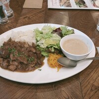 サクレフルール 日本橋 - 本日のランチプレート（豚肩ロースの赤ワイン煮込）