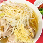 ラーメン二郎 - ラーメン小＋ニンニク多め＋青ネギ