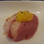 カジュアルフレンチ アミューズ - 2012/8　祝席　三種オードブル盛り合わせ③鴨の燻製　オレンジ添え